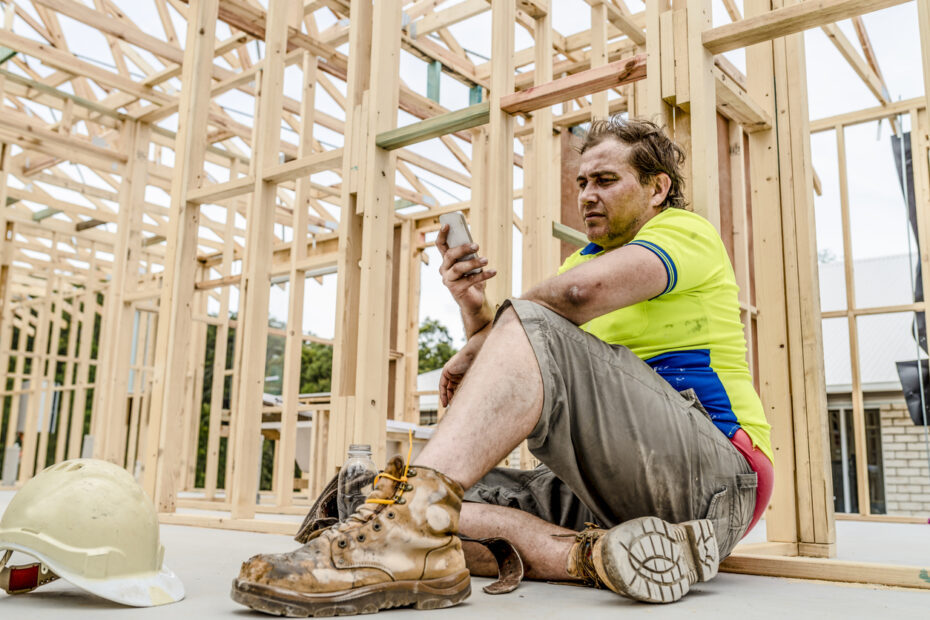 Construction,Worker,Taking,A,Break,Has,Visible,Varicose,Veins,